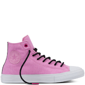 Chuck Ii Shield Canvas