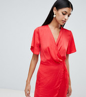 Vestido Cruzado Con Lazada A La Cintura Exclusivo De Missguided