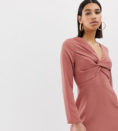Minivestido De Manga Larga Con Parte Delantera Cruzada En Rosa De Missguided